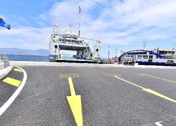 Üçkuyular İskelesi yeni yüzüyle hizmette