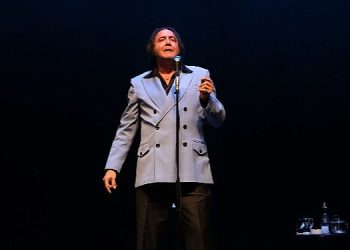 ”Yıl 1974” ün Prömiyeri Gerçekleşti – Hakan Meriçliler’den Tanu Okan Anısına: Yıl 1974