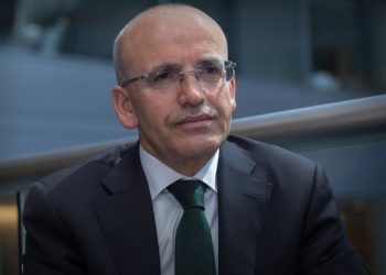 Bakan Şimşek: Cari açığı azaltacak, ülke risk primini düşüreceğiz