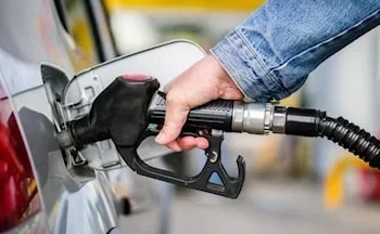 Benzin ve motorine gelen büyük zamma sosyal medyada tepkiler çığ gibi