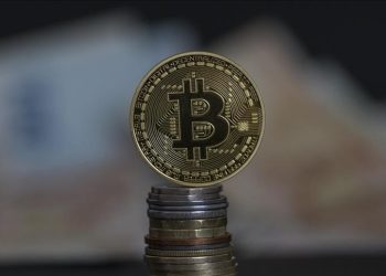 Bitcoin halving öncesi 140 bin doları görebilir