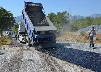 Alanya Beldibi yolunda asfalt çalışmaları başladı