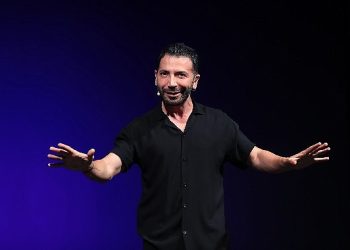 Aliağa’da 7’den 77’ye Sanat Şenliği Devam Ediyor