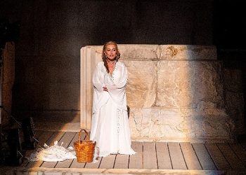 Ayça Bingöl Performansıyla “Ben Anadolu”, Stratonikeia Antik Kenti’nde