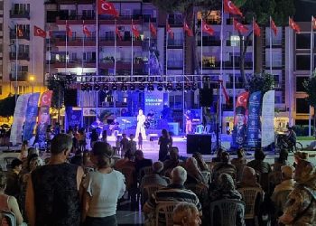 Aydın Büyükşehir Belediyesi’nden İncirliova’da Yaz Konseri