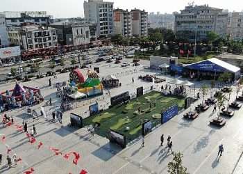 Bağcılar Meydanı eğitim, kültür ve sanatın adresi oldu