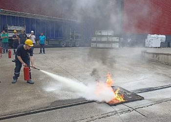 Büyükşehir İtfaiyesi eğitimlerine devam ediyor