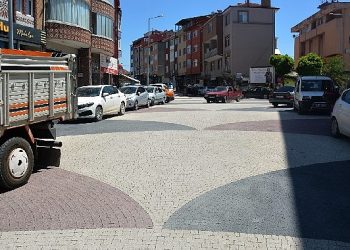 Çarşı İçi Yol ve Kaldırımların Yenilenmesi Çalışmamız Devam Ediyor