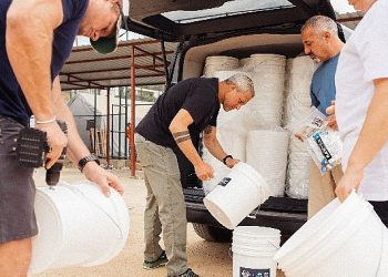 Dockers® Yaptığı İş Birliğiyle Sarsıntı Bölgesinde Pak Suyu Herkes İçin Ulaşılabilir Kılıyor