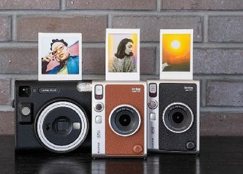 FUJIFILM instax küçük Evo’nun yeni rengi: “Evo Brown”