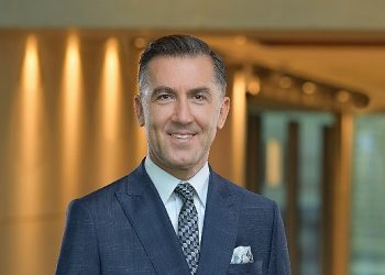 Garanti BBVA, Renault ve Dacia iş birliği ile esnaf, KOBİ veticari firmalar için uçtan uca dijital oto kredisini başlattı