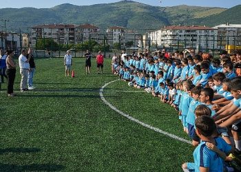 Gemlik Belediyespor yaz okulları ağır iştirakle başladı