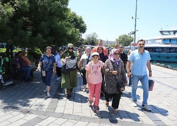 Kocaeli Büyükşehir, özel öğrencilere İstanbul’u gezdirdi