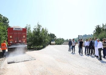 Küme Konutlar Bölgesinde Sathi Kaplama Çalışmaları Başladı