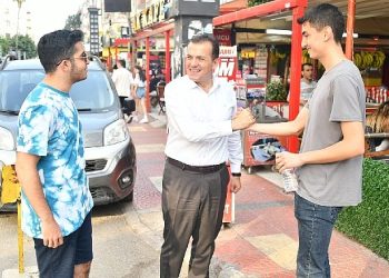 Lider Özyiğit, Kushimoto Sokağı esnafını ziyaret etti