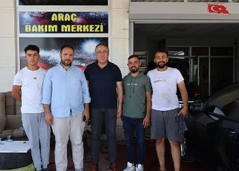 Lider Savran, 2000 Konutlar ve Yeni Mahalle’de esnaf ziyaretlerinde bulundu