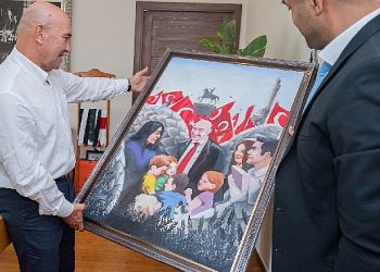 Lider Soyer’e teşekkür portresi