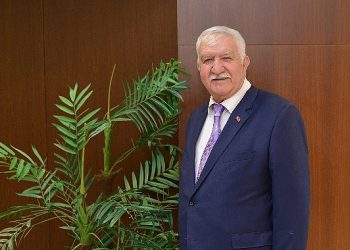 Maden dalı; maden, jeoloji, jeofizik ve cevher hazırlama mühendisliklerini seçen başarılı gençlere minimum fiyat meblağında burs veriyor