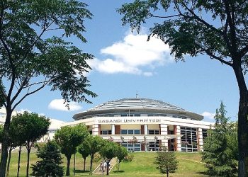 Sabancı Üniversitesi’nde tanıtım günleri tanınan bilim sunumlarıyla devam ediyor