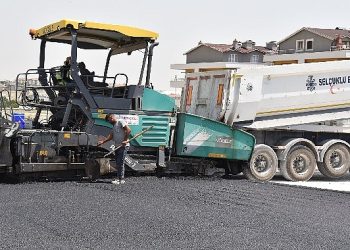 Selçuklu’da asfalt dönemi ağır tempoda devam ediyor