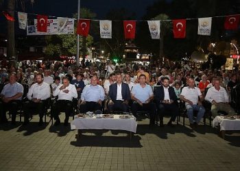 Süper kafkas foklorü gölcük’ü hayran bıraktı 