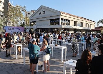 Tarihi Vatan Kahvesi tekrar Antalyalıların hizmetinde
