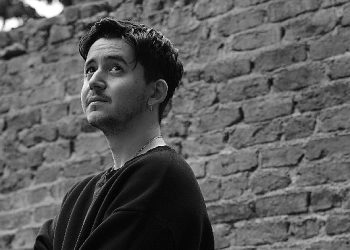 Yapı Kredi bomontiada World Akustik serisi Batuhan Kordel ile devam ediyor