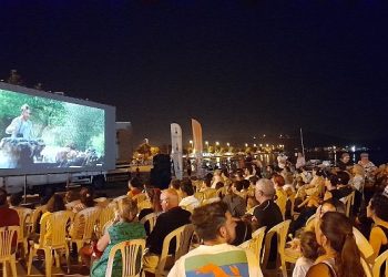 Açık havada sinema keyfi devam ediyor