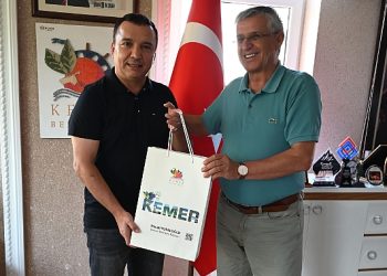 AGC idare şurasından Lider Topaloğlu’na ziyaret