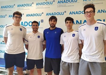 Anadolu Efesli oyuncular sıhhat denetiminden geçti