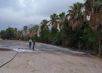 Antalya Büyükşehir grupları karavan park tahliyesini tamamladı
