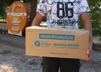 Antalya Büyükşehir’in glutensiz besin yardımı sürüyor