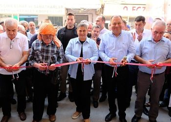 Aydın Büyükşehir Belediye Lideri Hasret Çerçioğlu Çine Peynir Halı Kapalı Pazar Yeri’nin Açılışına Katıldı