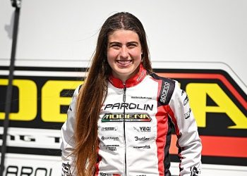 Ayşe Çebi Liderliğini Korumak için Piste Çıkıyor