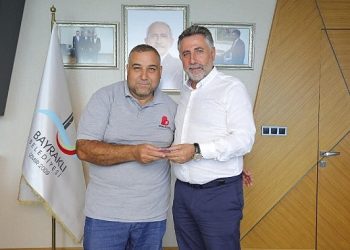 Belediye emekçisinden örnek davranış Sokakta bulduğu 15 bin lirayı sahibine teslim etti