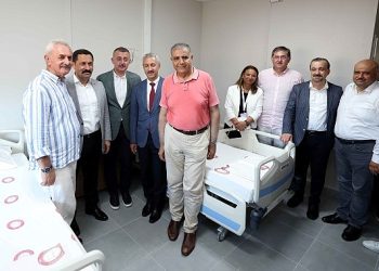 Büyükakın: Yürek yüreğe Hatay’ı ayağa kaldıracağız