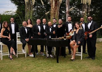 Cenk Telkıvıran Orkestrası, Çim Konserlerinde Sevenleriyle Buluşuyor!