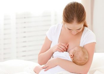 Çiçeği burnunda annelere özel emzirme tüyoları