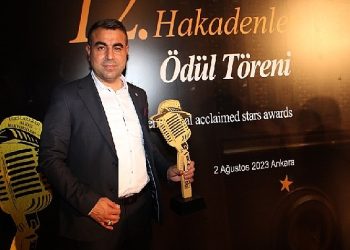Erkan Çam’a Alkışı Hakedenler Mükafatı
