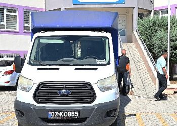 Fiyatsız kırtasiye gereçlerinin dağıtımı başladı