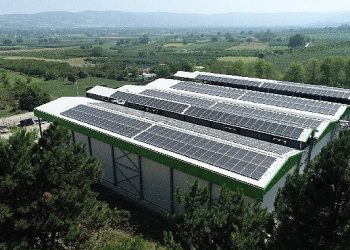 Gücünü Güneşten Alan Tesis