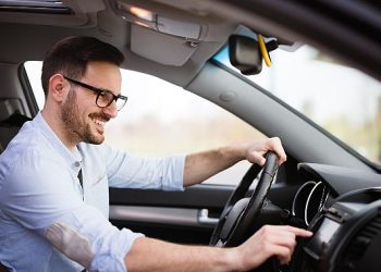 Güzel Şoför Kaskoya Az Öder