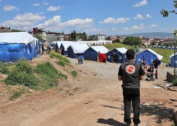 Hayata Takviye Derneği Dünya İnsani Yardım Günü’nde ‘NeOlursaOlsun Sahadayız’ diyor