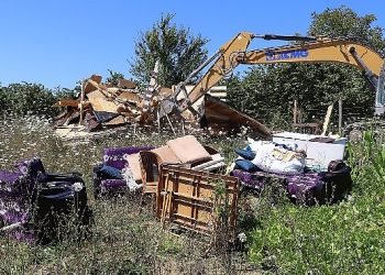 Kandıra’da kaçak yapılaşmayla çaba sürüyor