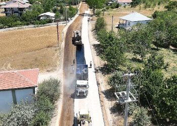 Korkuteli Varsak Yaylası 18 yıl sonra asfalta kavuştu