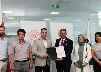 Mustafakemalpaşa otizm kafe için imzalar atıldı 