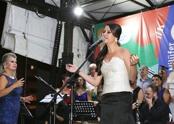 Nilüfer yaz konserleri ile renklendi