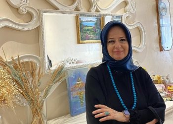 Sanatın Hudutlarını Aşan Eğitim: Amine Sultan Tan’ın Online Yağlı Boya Dersleri