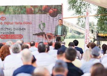 Tat Besin “6. Dijital Tarla Günü”nde Akıllı Tarım Uygulamalarını Tanıttı