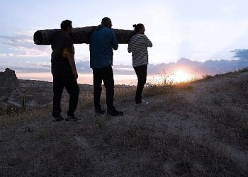 Türkiye’nin en çok dinlenen mizah programı “Meksika Açmazı” beyazperdeye taşındı!